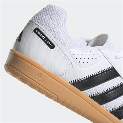 Adult Futsal Spezial Light 